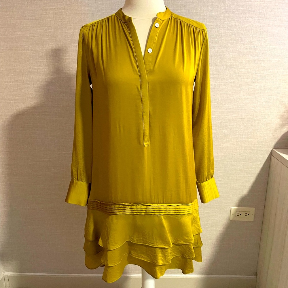 Beautiful Mustard Satin Dress Banana Republic Petite O